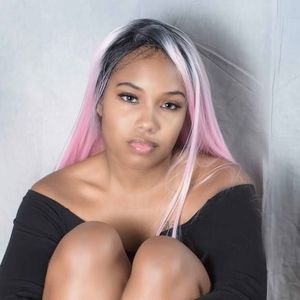 Meet your Posher, Emilia